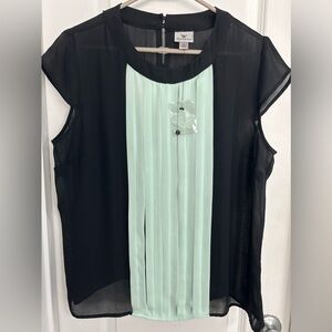 Brand New Worthington Top. Size XL.